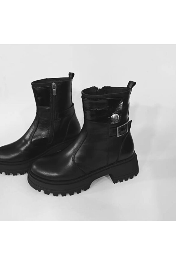 Orjinal deri kadın bot - 7