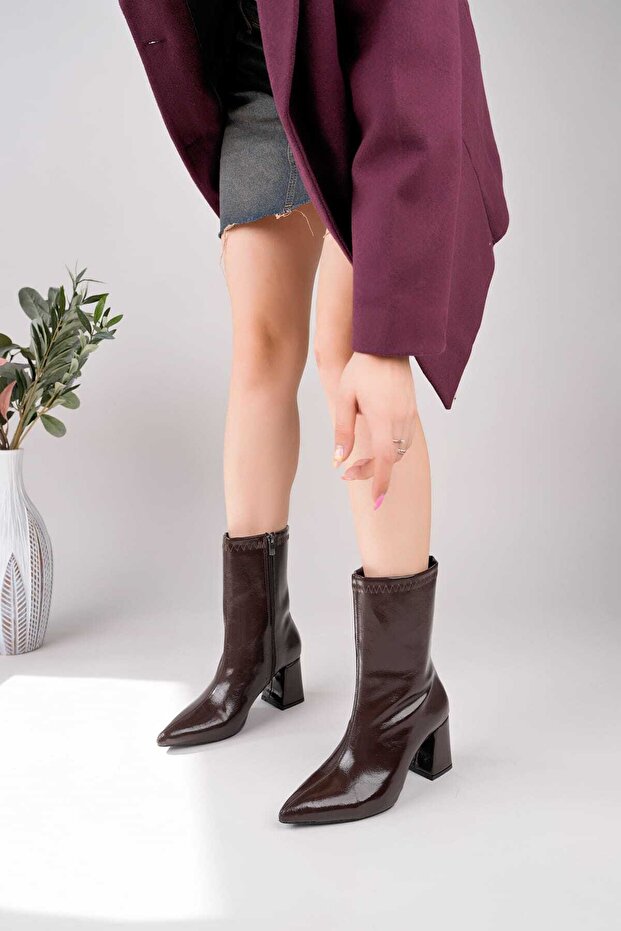 Kırışık Rugan Acı Kahve Sivri Burun Topuklu Bot - 3