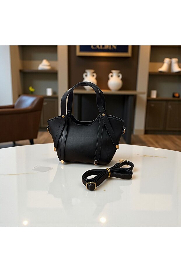 Handley Women's Hand Shoulder Bag