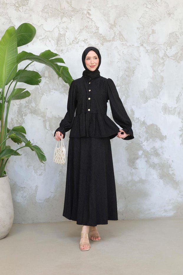 Hk Skirt Suit - Black