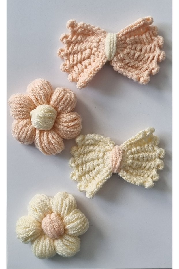 Hairless Baby Clip 2 Colors 4 Pieces – Gift Newborn Baby Girl Snap Clip Hairpin (Hand Knitted)