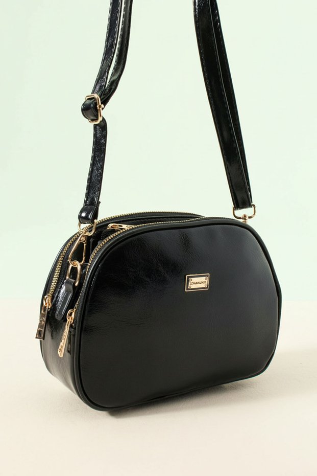 Women's 4-Compartment Soft Leather Adjustable Crossbody Strap Crossbody and Shoulder Bag (22X15 cm)