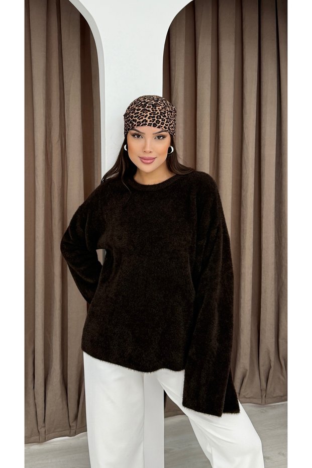 Women's Brown New Season Crew Neck Spanish Sleeve Stylish Knitwear Sweater. 2559