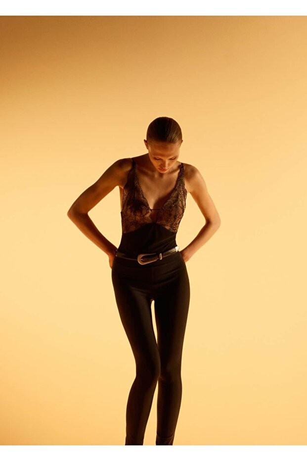 Dantel detaylı body - 1