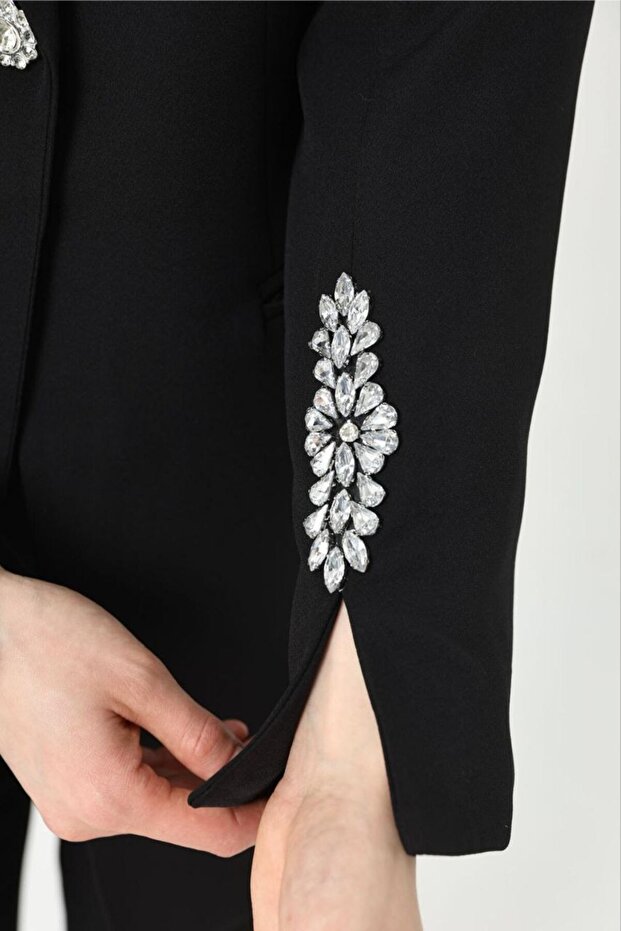 Double Fabric Stone Detailed Sleeve and Leg Ankle Women's Suit