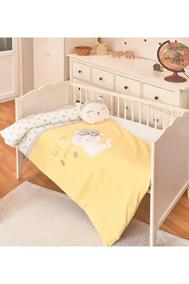 Cat Bedding Set - 1