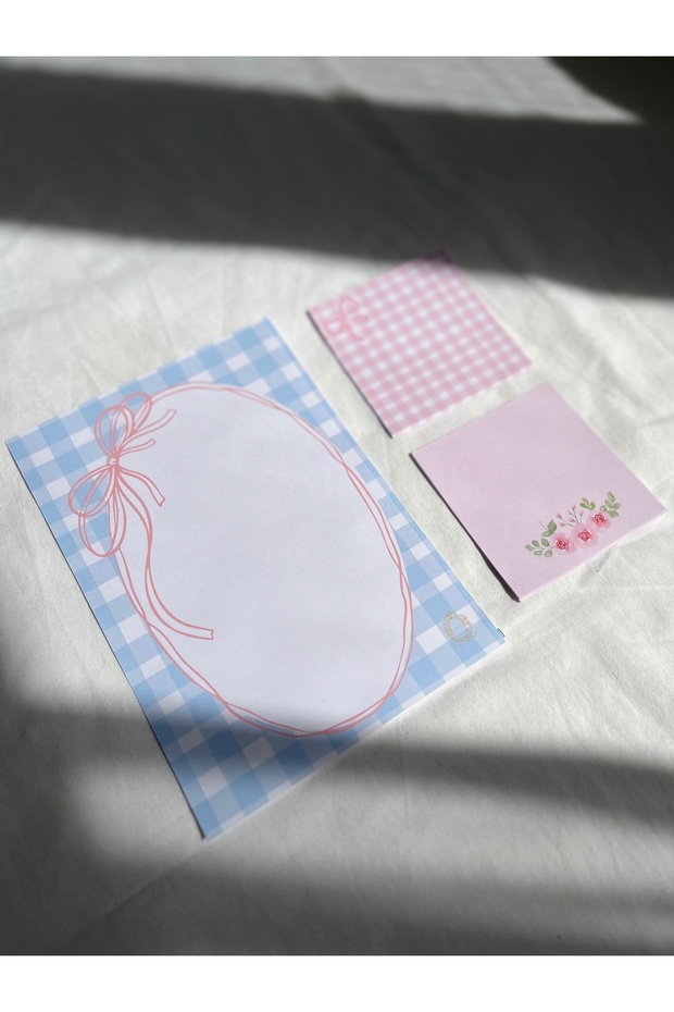 ورق ملاحظات A5 بتفاصيل فيونكة زرقاء - 4