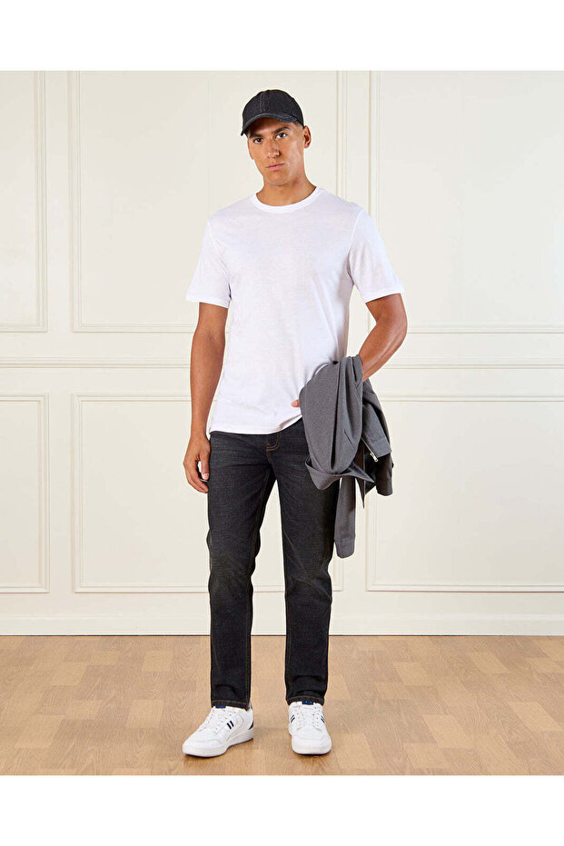 Men White Basic Solid T-Shirt - 2