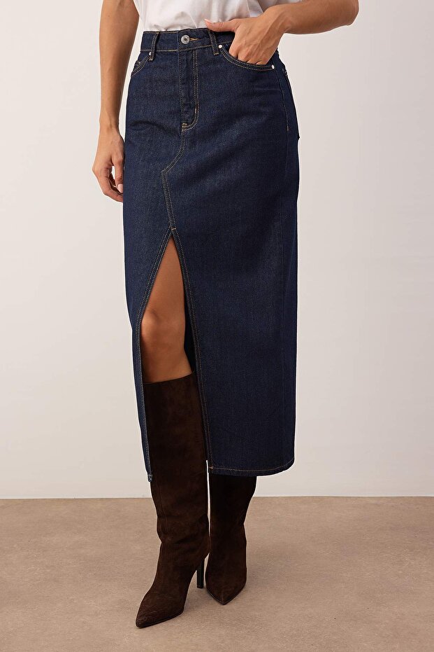 Koyu Mavi Yırtmaçlı Maxi Denim Etek TWOAW26ET00144 - 4