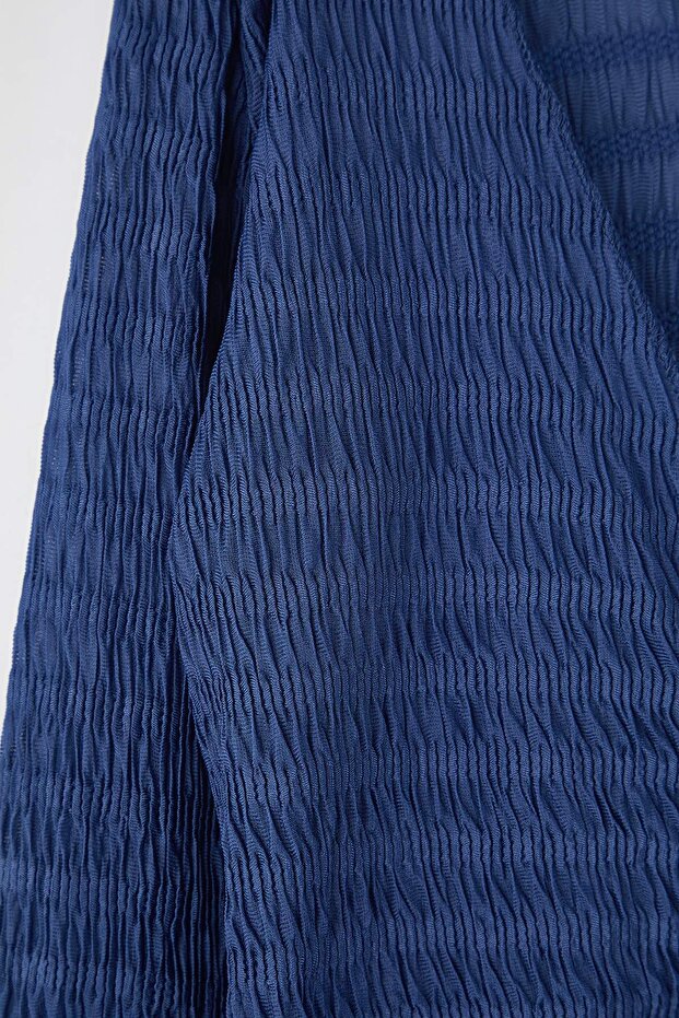 Indigo Gofre Dokulu Kumaş Crop Boy Örme Büyük Beden Bluz TBBAW26AF00082 - 6