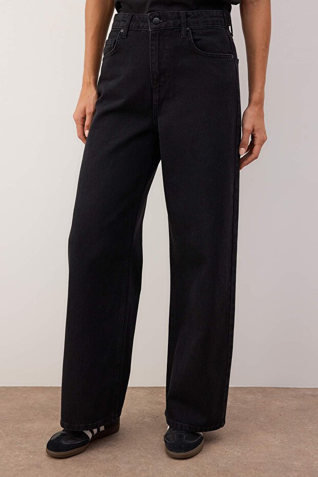 Siyah Beli Ayarlı Yüksek Bel Wide Leg/Geniş Paça Jeans TWOAW26JE00265 - 4