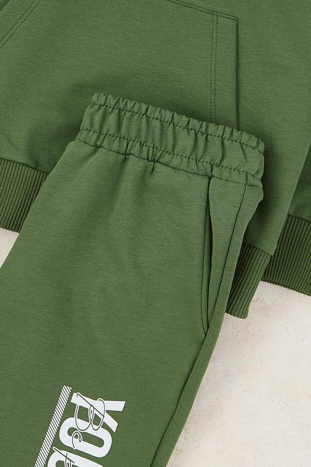 Yeşil Slogan Baskılı Örme Erkek Çocuk Sweatshirt ve Eşofman Alt-Üst Takım TKDAW25AU00149 - 2
