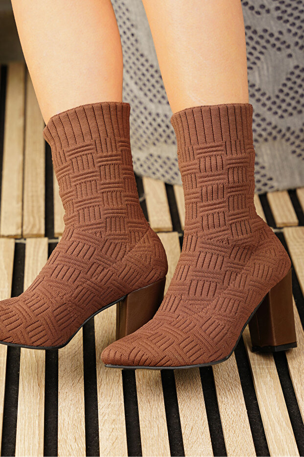 Daily Tan Women's Boots High Thick Heeled Knitwear Flexible Pointed Toe Serrated Sole Comfortable Bootie 168