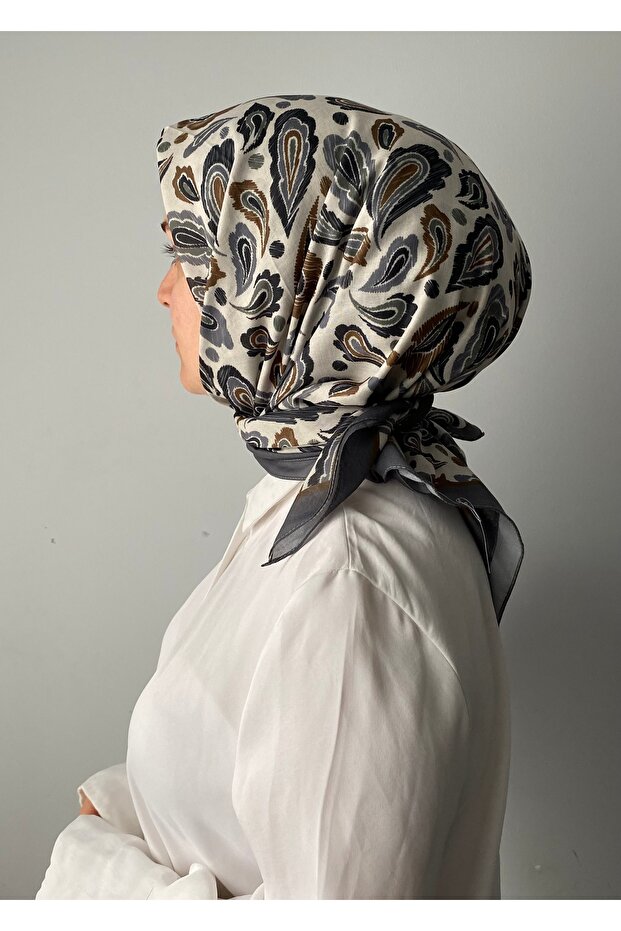 وشاح من القطن باللون الرمادي الناعم - 2