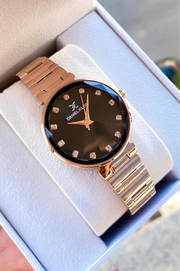 Steel Women's Wristwatch - Waterproof