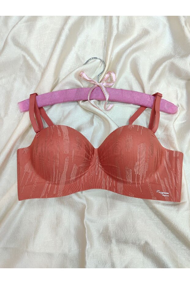 Women's Laser Cut Seamless Padded Striped Underwire-Free Bra