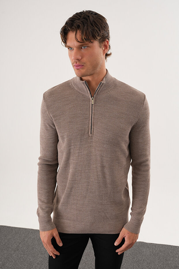 سترة تريكو أساسية للرجال بقصة عادية ونصف سحاب - 5