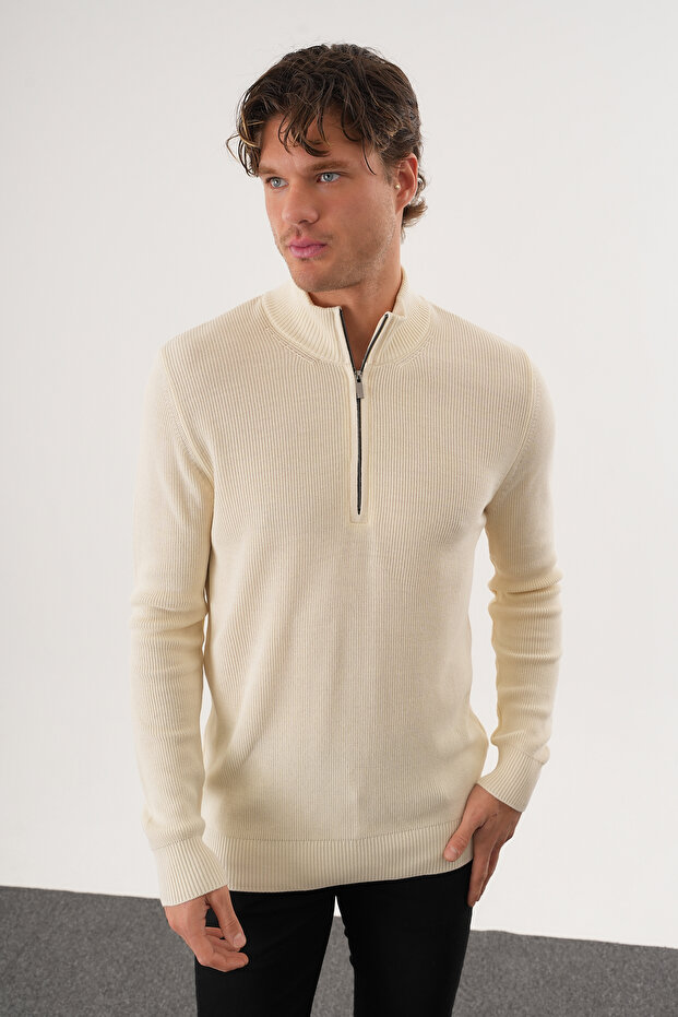 سترة تريكو أساسية للرجال بقصة عادية ونصف سحاب - 3