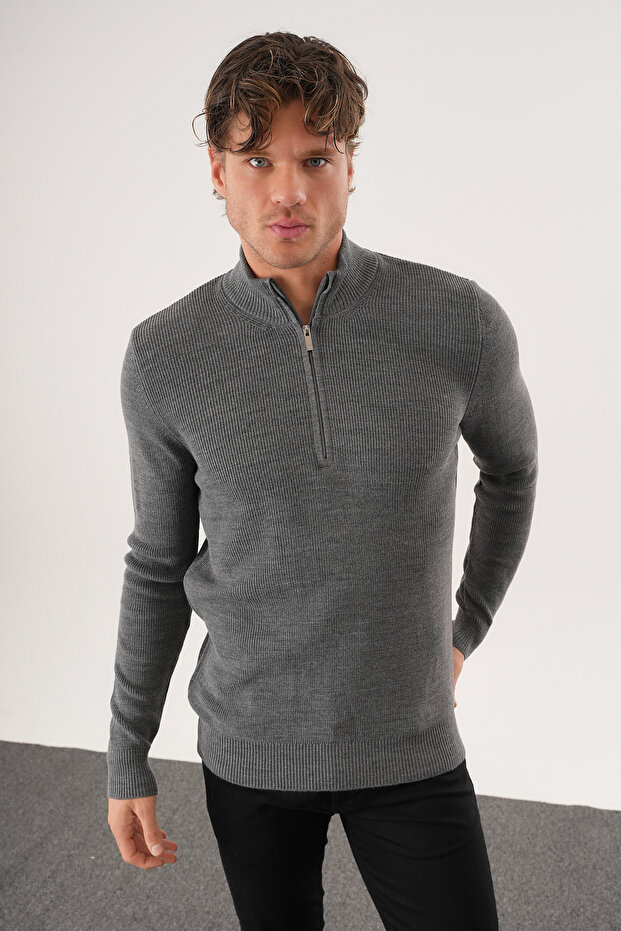 سترة تريكو أساسية للرجال بقصة عادية ونصف سحاب - 5
