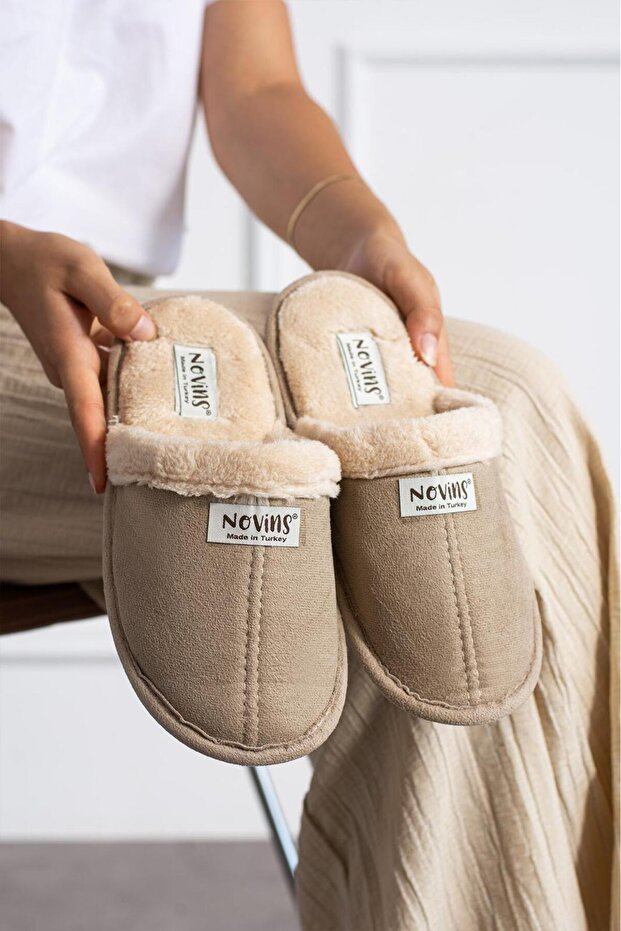 Unisex Plush House Slippers No Sound Sole Cream Ucc003