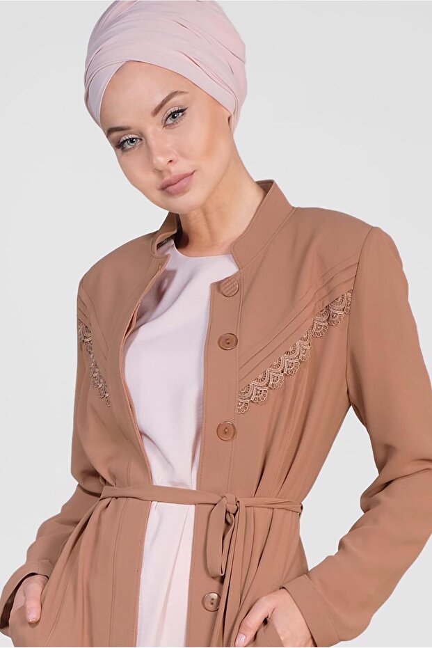 Guardian Coat with Gupur Details and Hidden Buttons 1471