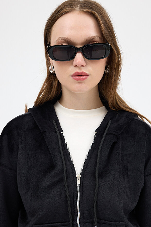 3059A سترة بغطاء للرأس وجيب أسود - 4