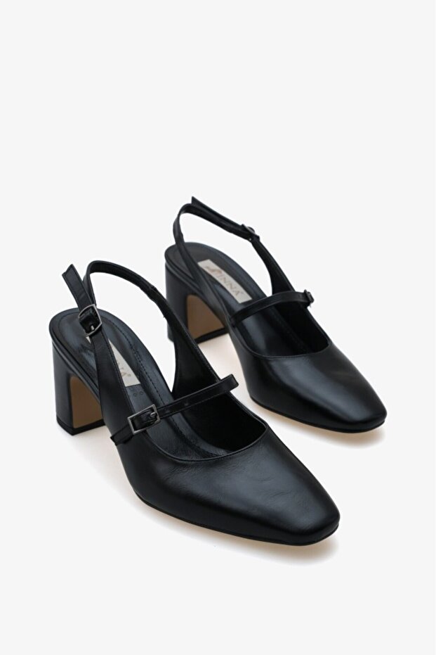 Jakatas Inna Women's Heeled Shoes