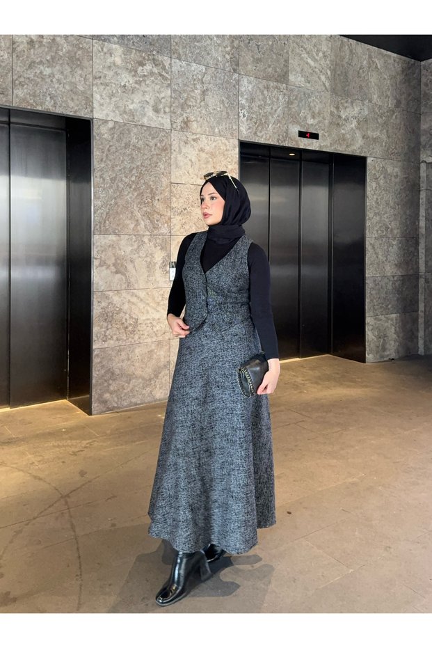 Gray Winter 2-Piece Set Vest + Skirt