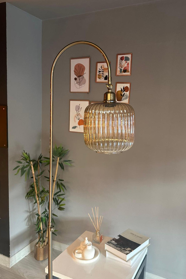 Dimmerli Işığı Ayarlanabilen Işığı Artırılıp Azaltılabilen Bal Cam Eskitme Hareketli Başlık Lambader - 3