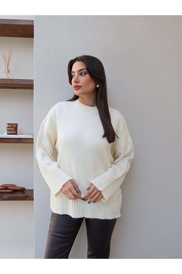 Weicher Strickpullover mit Rundhalsausschnitt - 4