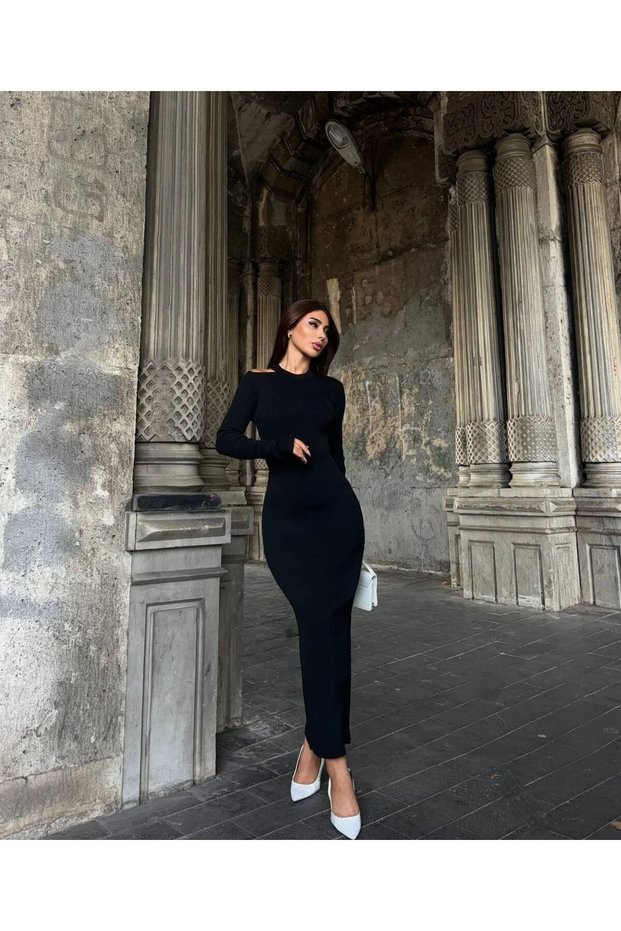 Women's Long Sleeve Maxi Length Off-The-Shoulder Detailed Knit Dress