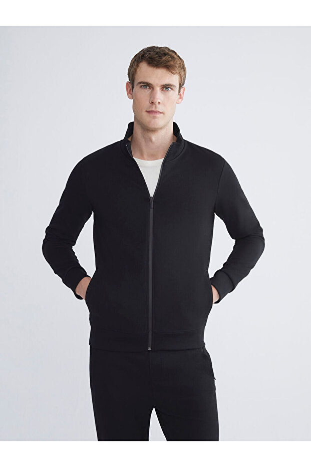 Esvab • Modern & Distinctive Stand Collar Men's Zippered Sweatshirt