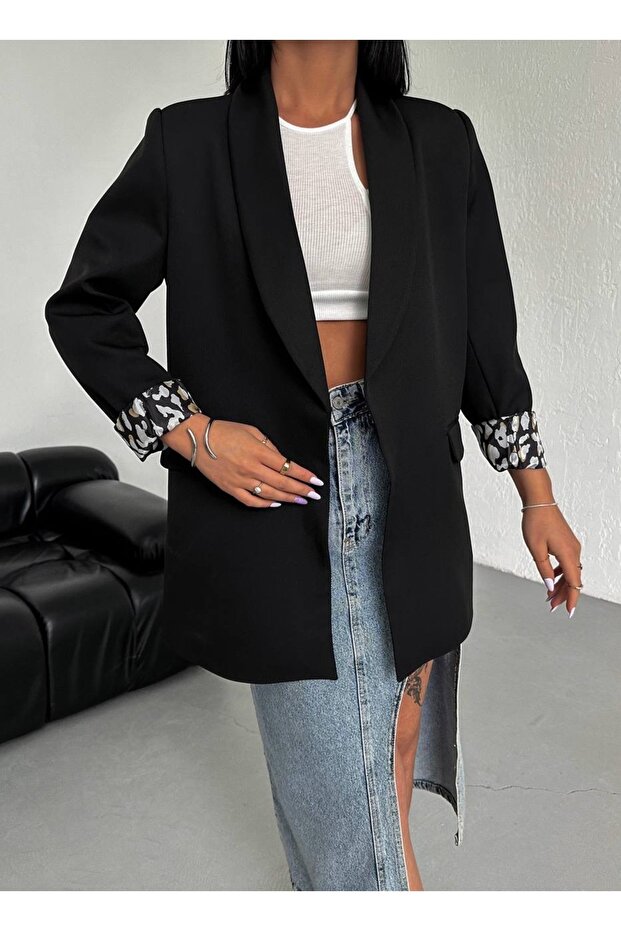 سترة بليزر بأكمام مطوية بنمط الفهد من الداخل - 2