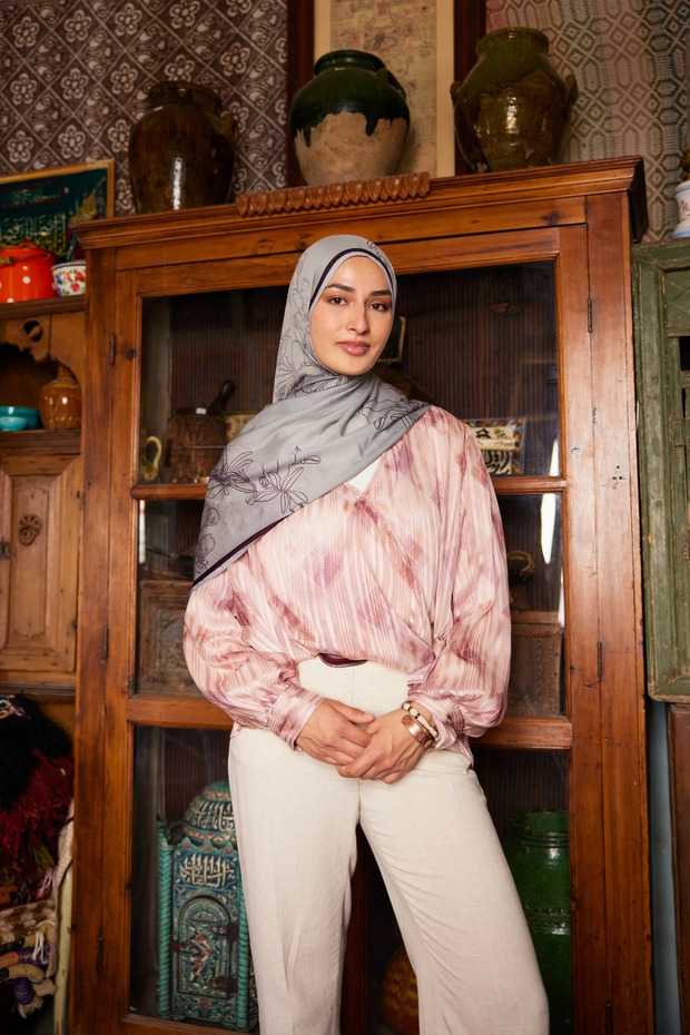 Yekta Pattern Sakura Silk Shawl - 1