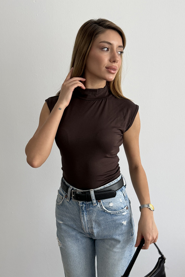 Women's High Neck Sleeveless Blouse