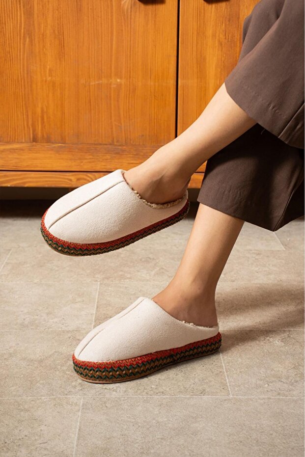 Ortopedik Taban Yünlü Kışlık Ev Terliği - 1