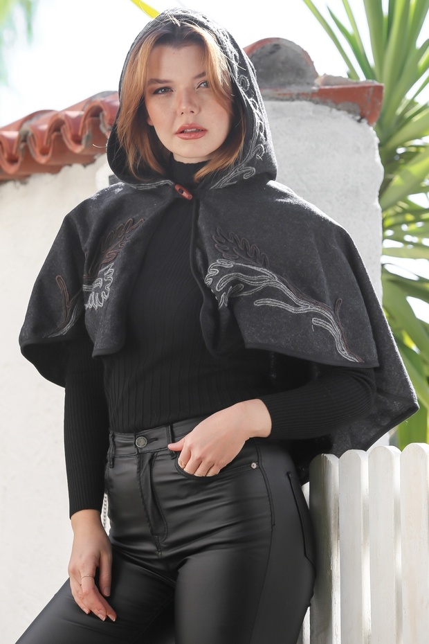 Black Hooded Buttoned Piped Süzene Embroidered Casual Cashmere Bolero Woven Poncho 43 75