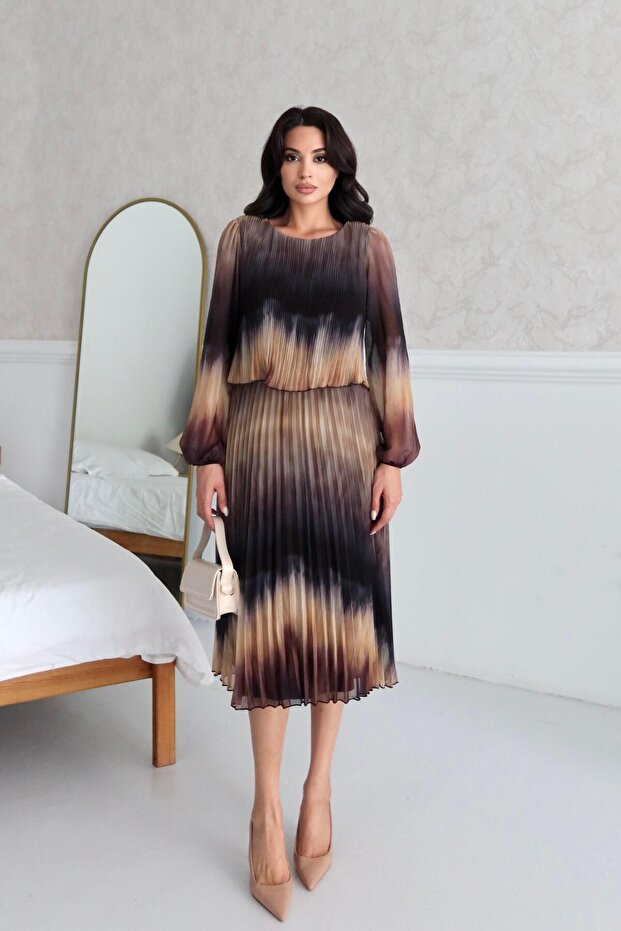 Siyah Batik Desenli Pliseli Midi Elbise - 1