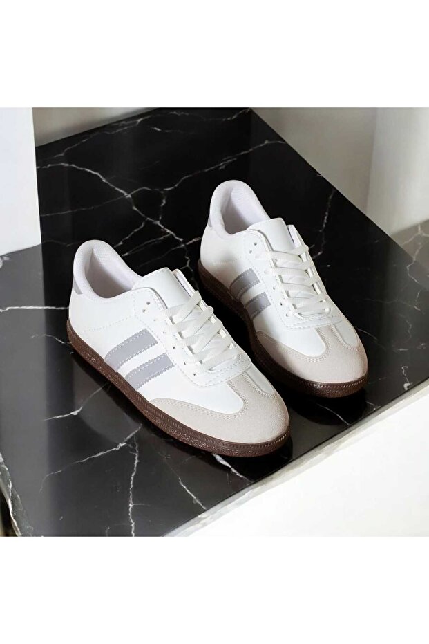 Daily Unisex Sneaker Lightweight Flexible Non-Slip Sole Shoes