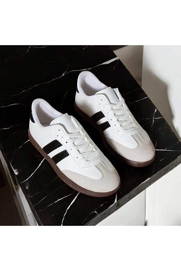 Daily Unisex Sneaker Lightweight Flexible Non-Slip Sole Shoes