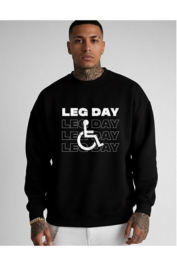 سويت شيرت أسود برقبة دائرية للجنسين قصة فضفاضة LEG DAY مطبوع