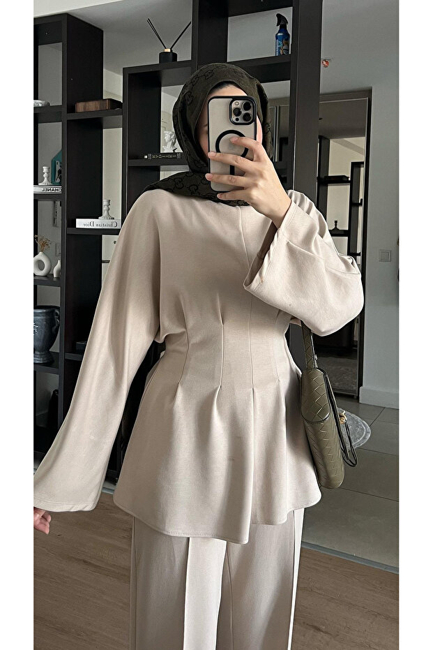 Tie-Up Pleated Suit