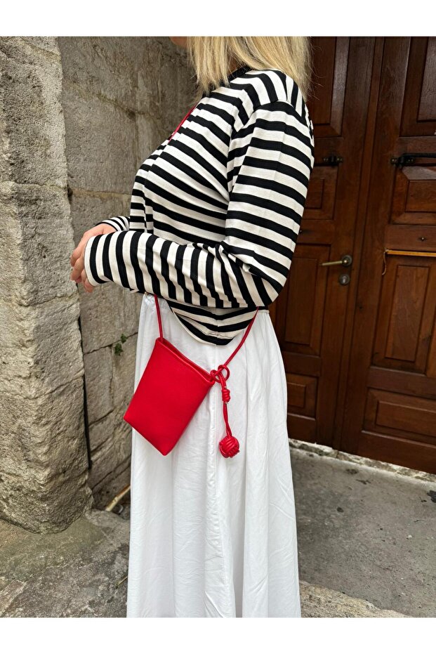 Charm Aksesuarlı Çanta - 1