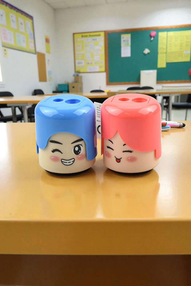 مبراة أقلام ذات شفرتين على شكل وجه - 1