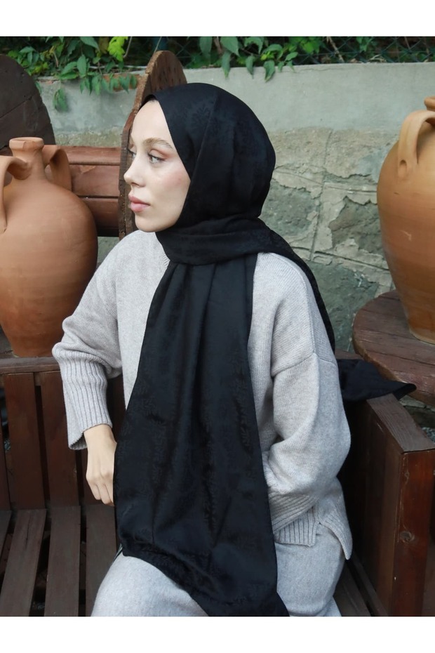 Hazan Pattern Silky Jacquard Shawl