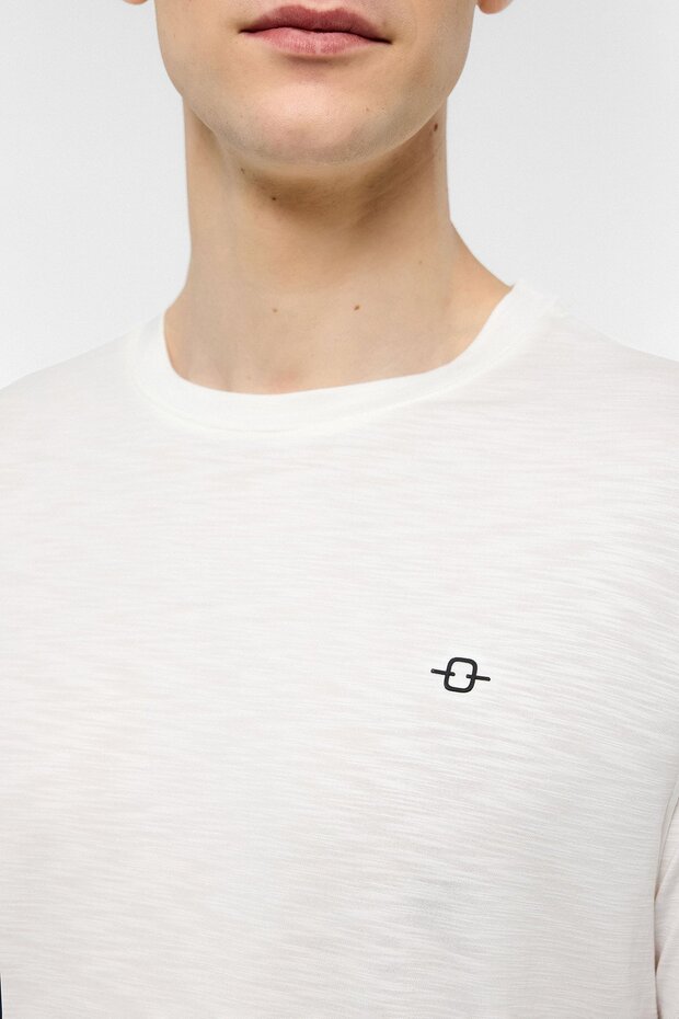 Beyaz Basic Flamlı Tişört - 4