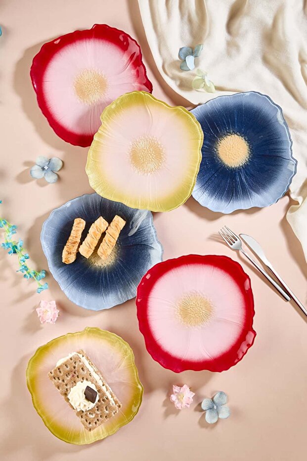 Alba 6-Piece Flower Cake Serving Presentation Plate Set