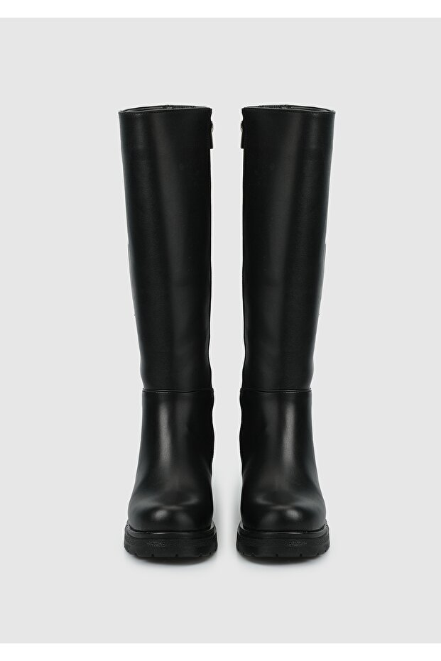 Siyah Kadın Bot - 3