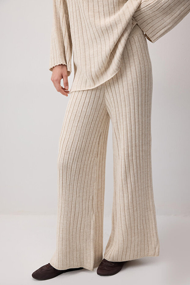 طقم تريكو بخطوط مستقيمة - 5