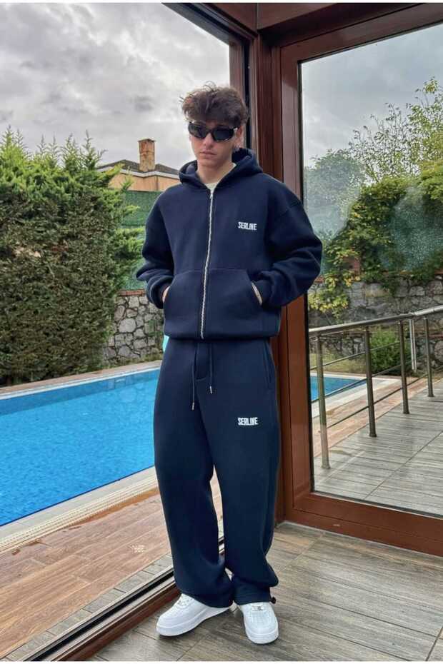 Premium Oversize Zip - 3